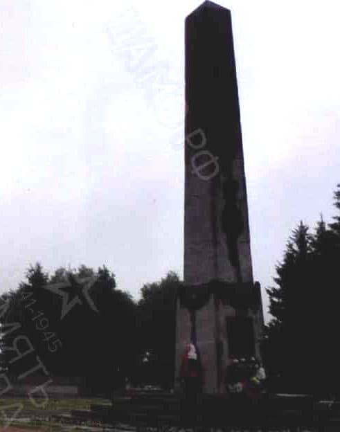 памятник2.jpg