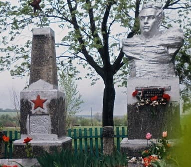 памятник.jpg