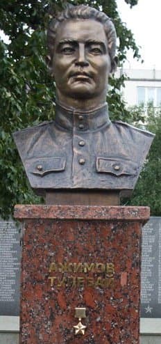 памятник1.jpg