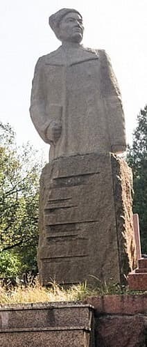памятник2.jpg