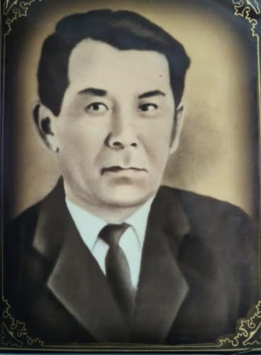 Хасенов 2.jpg