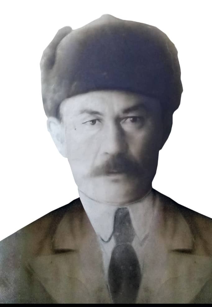 Портрет Амиров Д.